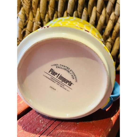 Pier 1 Coffee Mug Cup Yellow Hand Painted Giraffe Print Teal Handle 8 Ounces - Picture 4 of 12